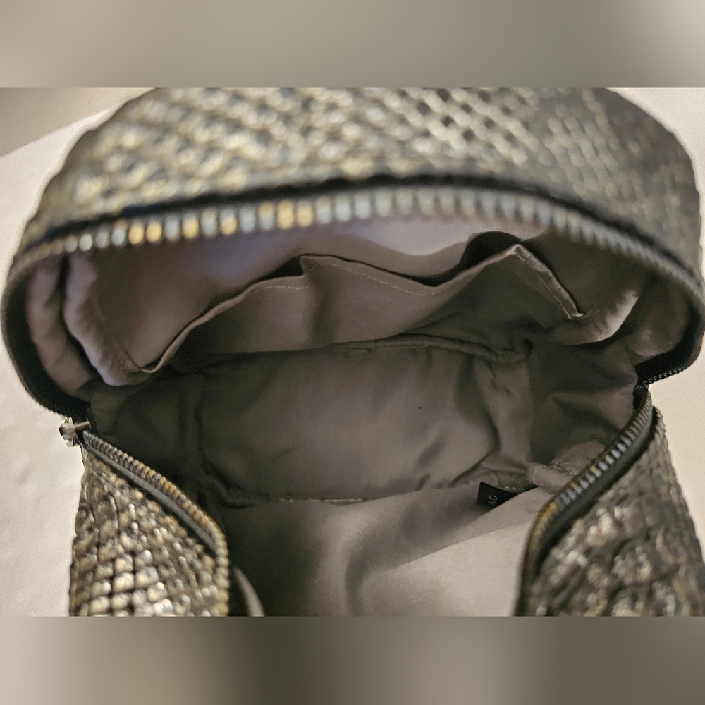 BCBG mini backpack - Picture 14 of 16